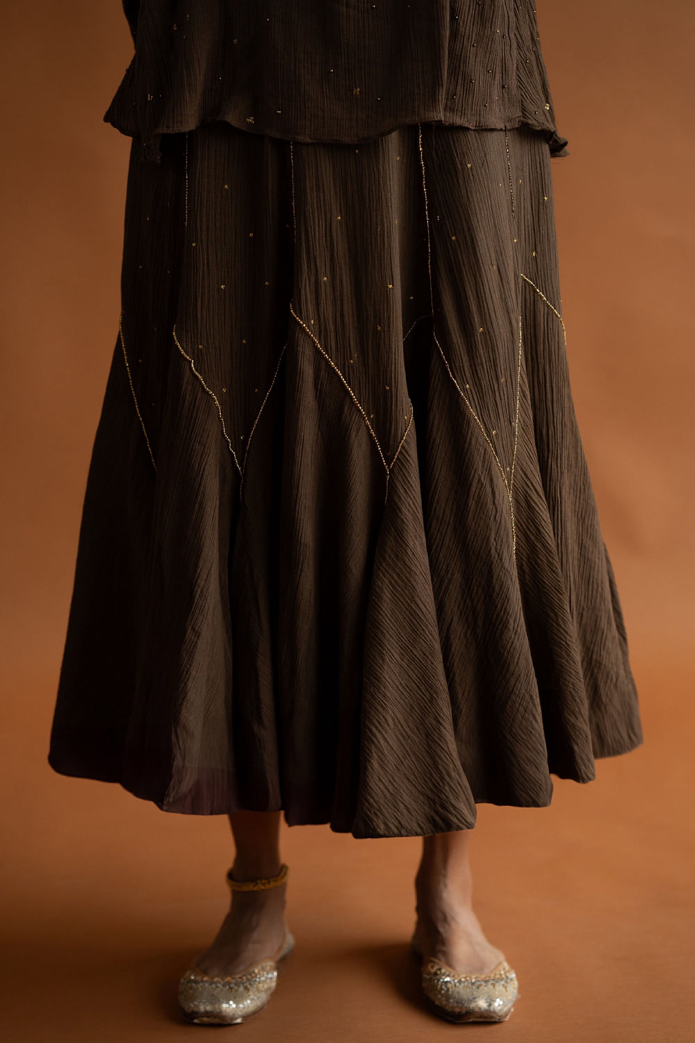 Embroidered godet skirt online