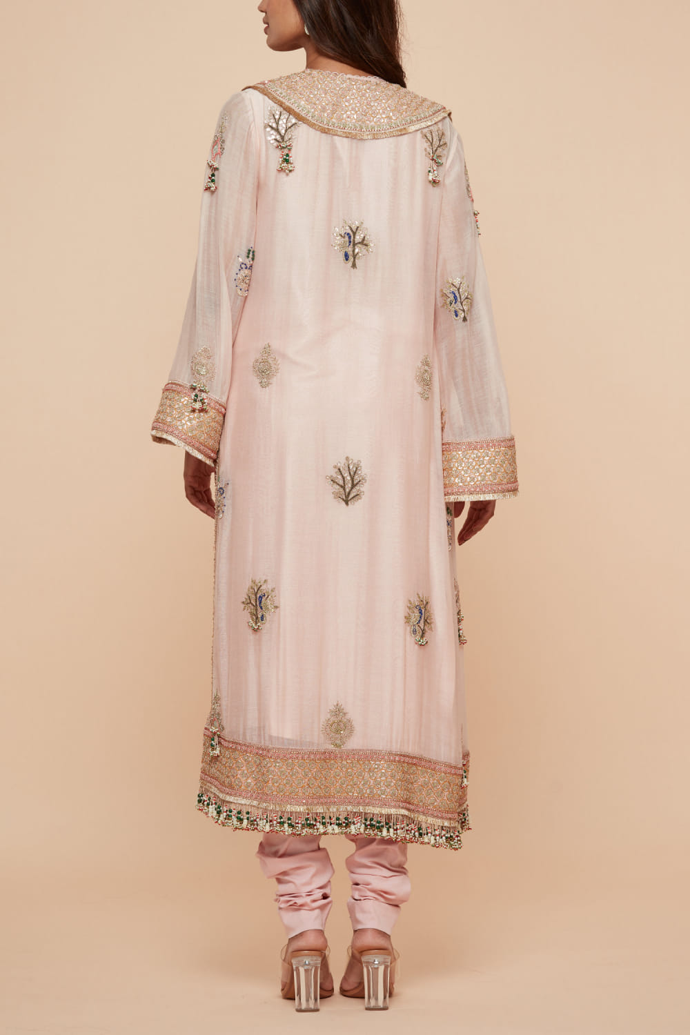 Buy Light Pink Tree Embroidered Jacket Kurta Set By Anamika Khanna At buy-light-pink-tree-embroidered-jacket-kurta-set-by-anamika-khanna-at