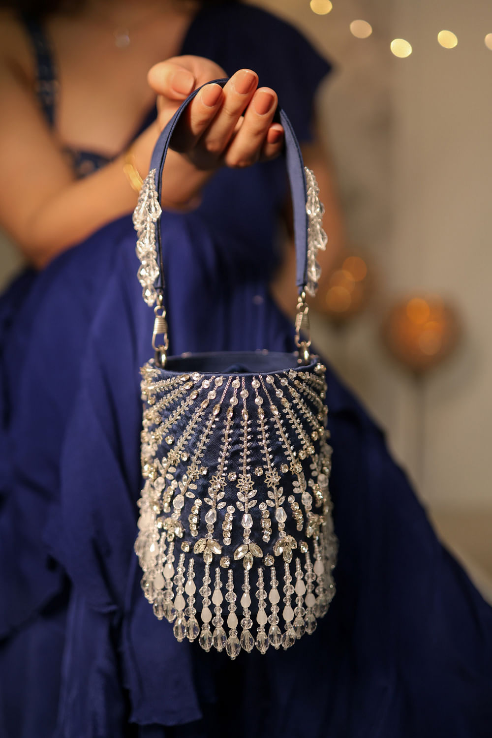 Blue crystal tassel bucket bag
