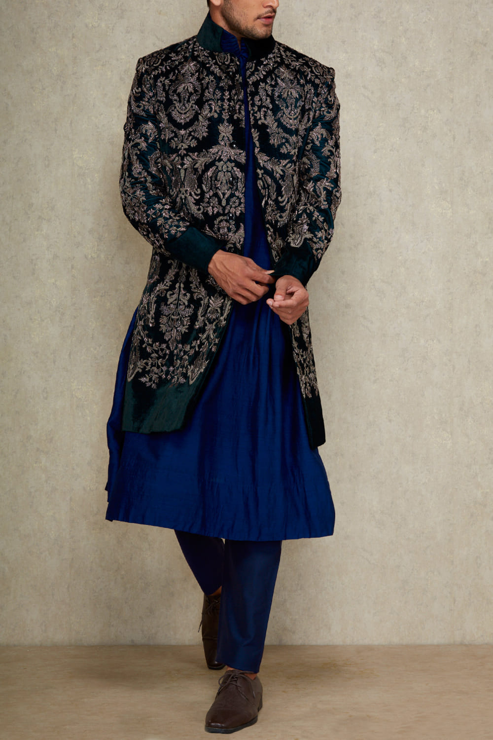 Buy Teal embroidered sherwani set by Manish Malhotra at Aashni and Co