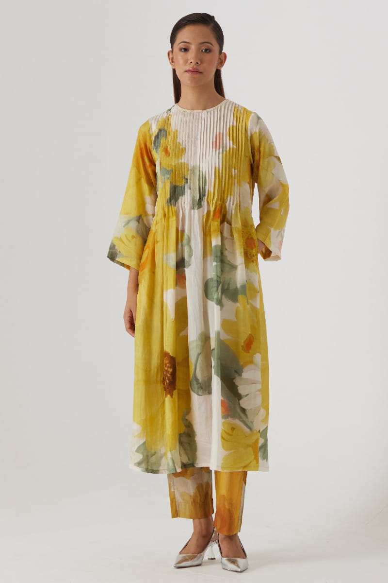Buy Yellow sunflower hand-painted kurta set by Yam India at Aashni