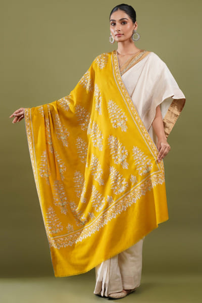 Yellow embroidered pashmina shawl