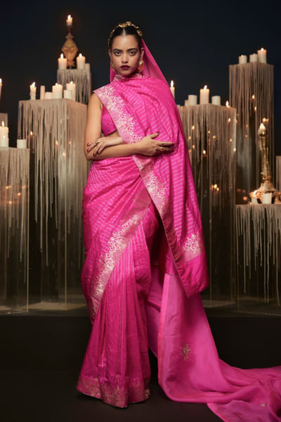 Rani pink baroque kadiyal banarasi sari set