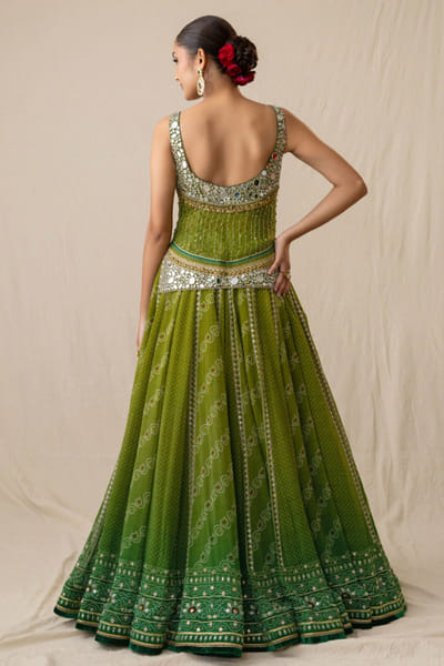 JIVIVA BY Jigvijay & Varsha Green ombre embroidered lehenga set JIVIJUN26D147867