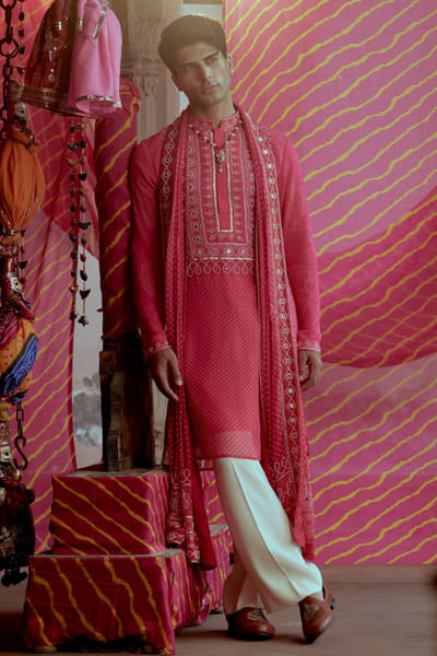 JIVIVA BY Jigvijay & Varsha Rani pink bandhej embroidered kurta set JIVIJUN26D247822