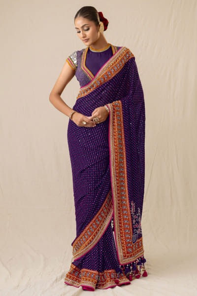 JIVIVA BY Jigvijay & Varsha printed bandhej sari set JIVIJUN26D147871