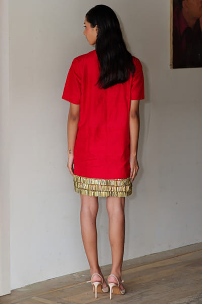 11 Tareng Sindoor red embellished shift dress 11TAJUL26D148691