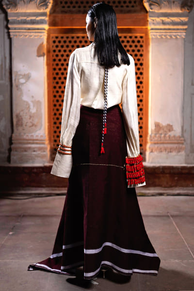 11 Tareng Ivory and merlot shirt-draped skirt set 11TAJUL26D148681