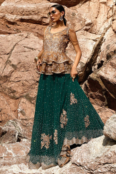 Zainab Chottani Gold-green embroidered peplum and lehenga set ZAINJUN26D146997
