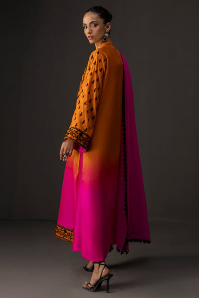Zainab Chottani Orange pink ombre embroidered kurta set ZAINAPR26D142492