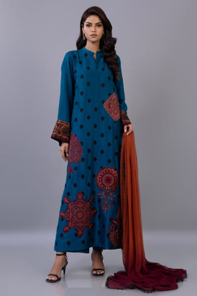 Zainab Chottani Blue embroidered long kurta set ZAINAPR26D142576