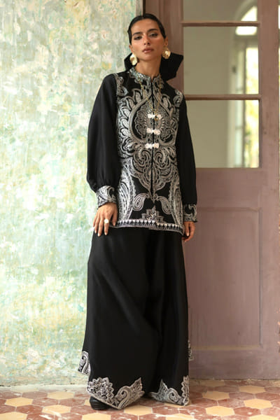 Zainab Chottani Black white thread embroidered shirt- pant set ZAINJUN26D147457