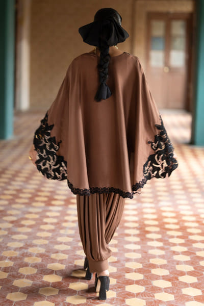 Zainab Chottani Gold floral embroidered tunic-dhoti skirt set ZAINJUN26D147453