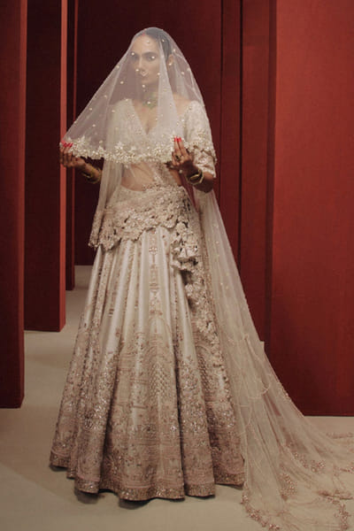Dolly J Ivory thread-zardozi embroidered lehenga set DOLLJUL26D149326