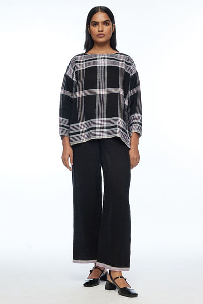 Black checkered boxy top