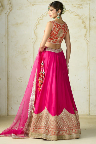 Gopi Vaid Rani pink embellished tussar lehenga set GOPNOV25D137917