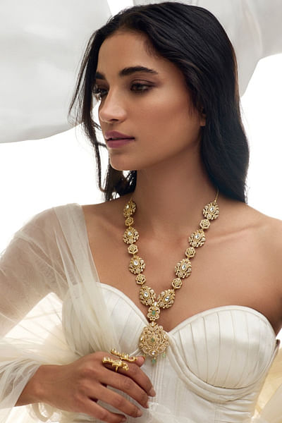 Gold kundan and stone embellished necklace