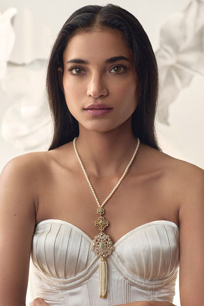 Gold pearl embellished necklace