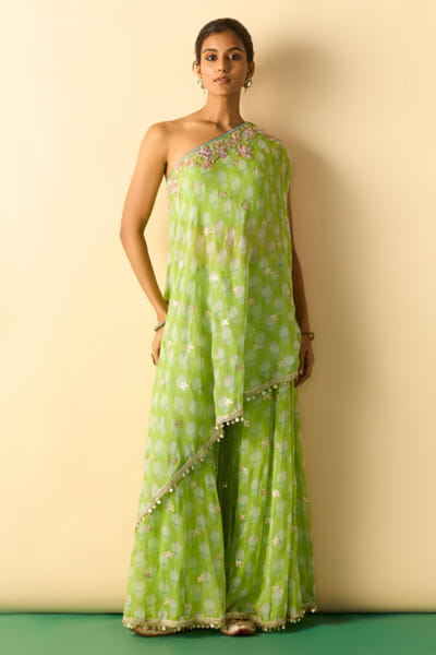 Gopi Vaid Lime green embroidered co-ord set GOPIJUL26D150638