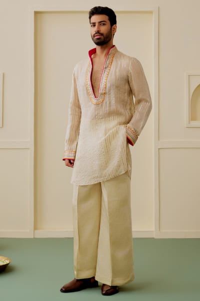 Gopi Vaid Ivory metallic stripe embroidered kurta set GOPIAUG26D151715