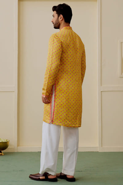 Gopi Vaid Mustard floral print embroidered kurta set GOPIAUG26D151717