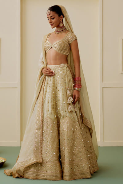 Gopi Vaid Ivory zari embroidered lehenga set GOPIAUG26D152918