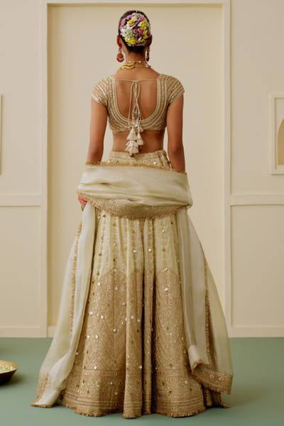 Gopi Vaid Ivory zari embroidered lehenga set GOPIAUG26D152918