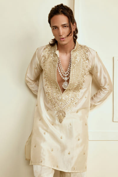 Gopi Vaid Ivory embellished kurta set GOPIAUG26D151698