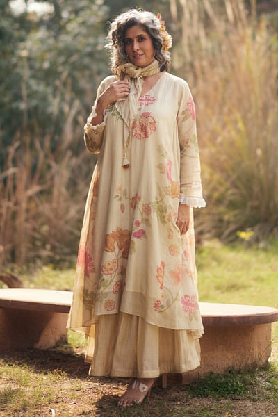 Ivory floral print embroidery kurta skirt set
