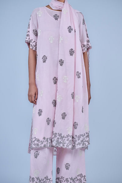 Pink thread embroidered dupatta