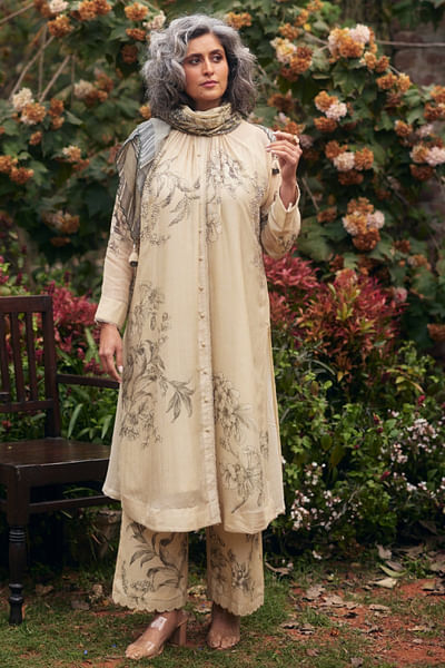 Ivory floral printed and embroidered kurta set