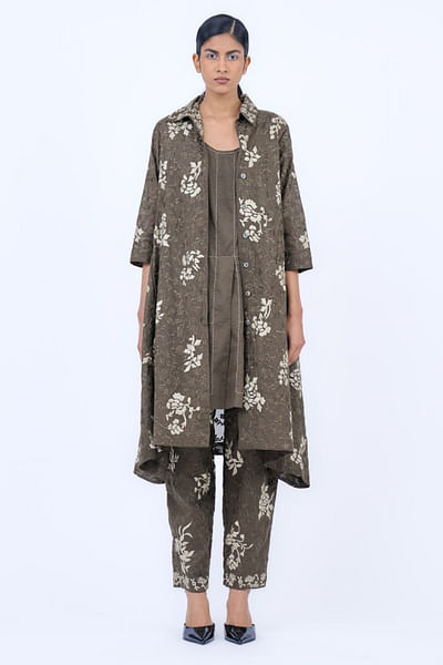 Brown thread embroidered pant