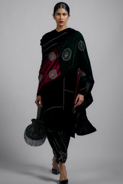 Multicolour bead embellished velvet dupatta