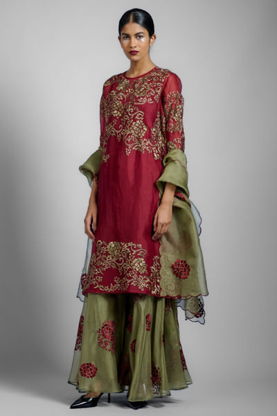 Ruby floral thread embroidered kurta