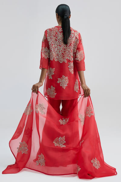 Peachoo Crimson red sequin hand embroidered cape PEACMAY26D143836