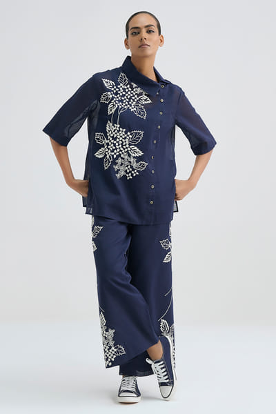 Peachoo Indigo damask stitched cutwork top PEACAUG26D553195