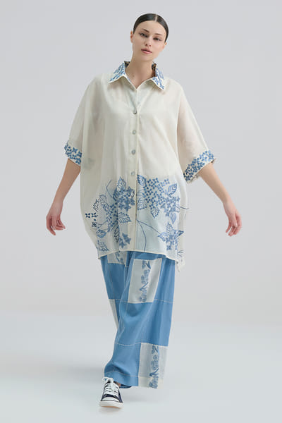 Peachoo Ecru-blue damask stitched cutwork kaftan tunic PEACAUG26D553176