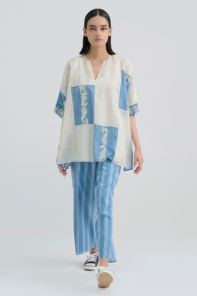 Peachoo Ecru and blue contrast stitch patchwork top PEACAUG26D553181