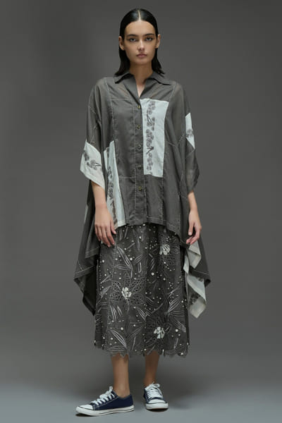 Peachoo Charcoal grey contrast stitch patchwork cape PEACAUG26D350999