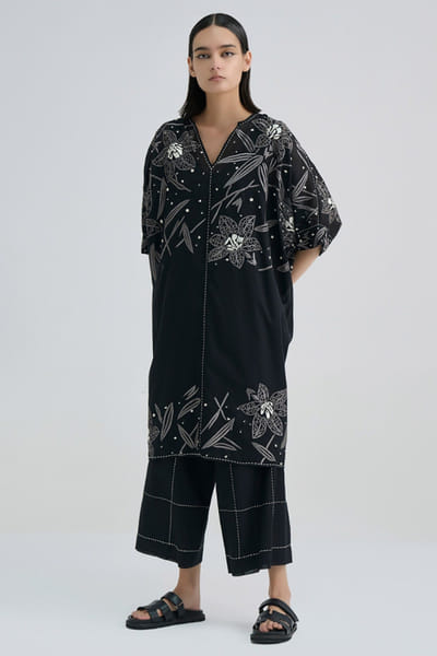Peachoo Black contrast hand stitched pants PEACJUL26D149893