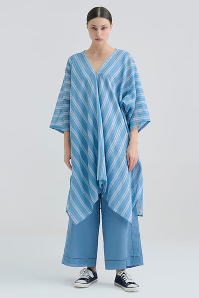 Peachoo Blue yarn dye striped cape style tunic PEACAUG26D553183