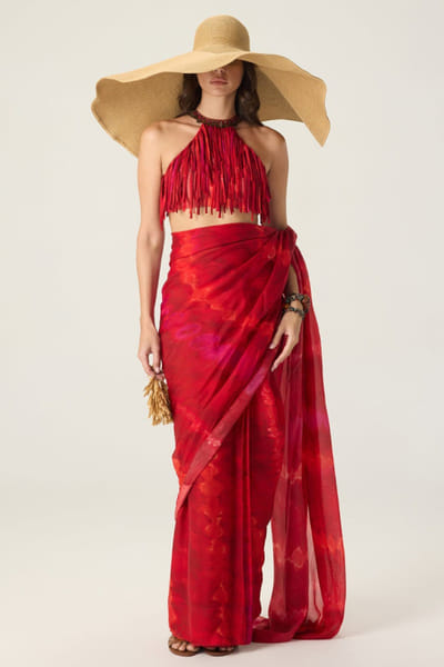 Saaksha & Kinni Red printed pre-draped sari set SAAKAUG26D151967