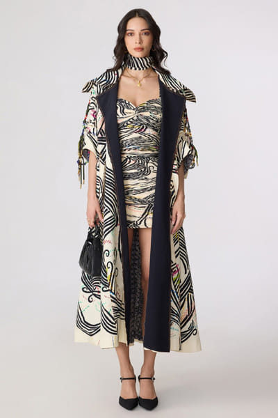 Saaksha & Kinni Black and white abstract printed trench coat SAAKJUL26D148590