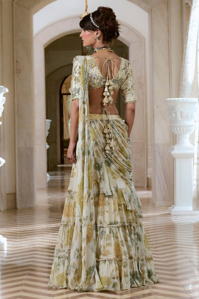 Paulmi & Harsh Ivory printed embroidery pre-draped sari set PAUSEP25D133250