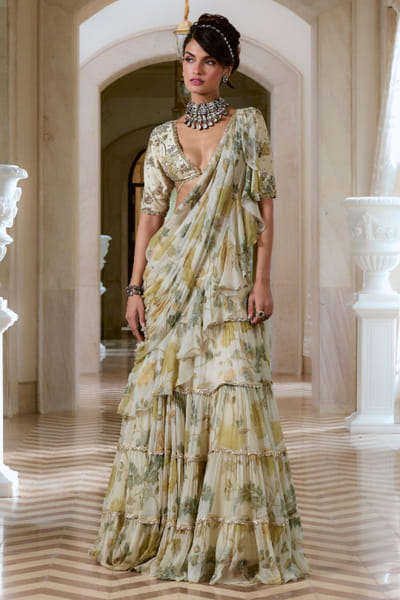 Paulmi & Harsh Ivory printed embroidery pre-draped sari set PAUSEP25D133250