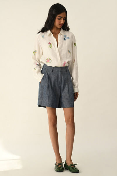 Denim blue pleated shorts