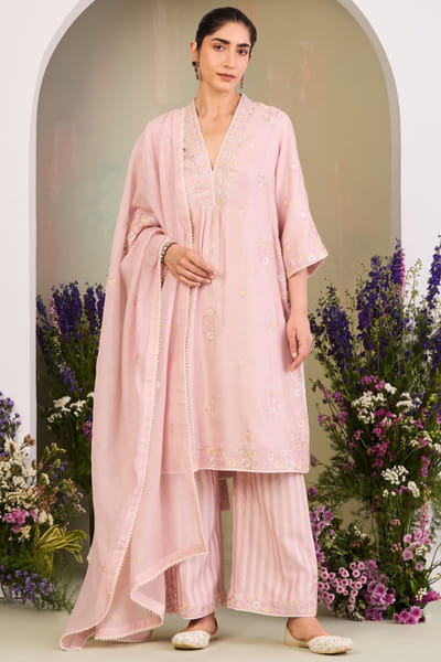 Pastel pink floral embroidered kurta set