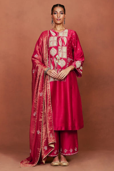 Deep red embroidered kurta set