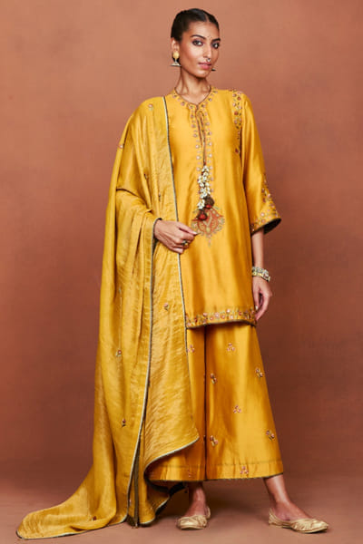 Mustard thread embroidered short kurta set