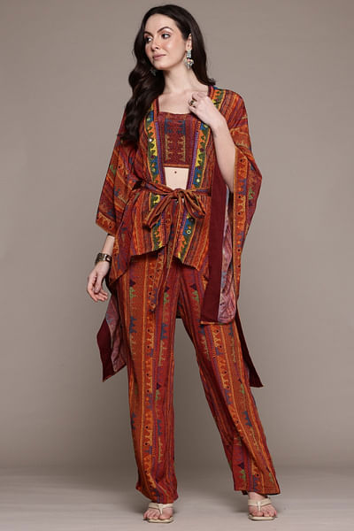 Brick embroidered cape set